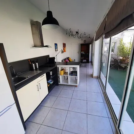 Maisonnette charmante avec piscine privative La Garde  Esterno foto