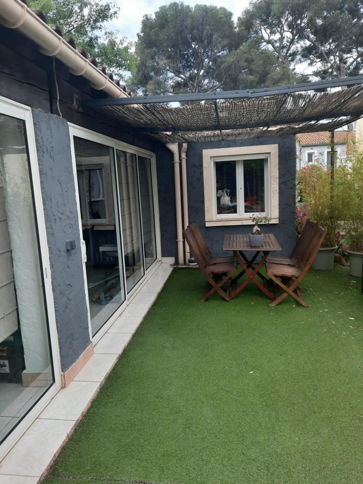 Maisonnette Charmante Avec Piscine Privative * La Garde (Var)